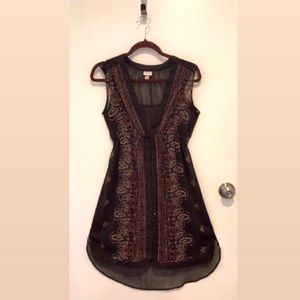 Sleeveless chiffon Asymmetrical/high low casual dress.